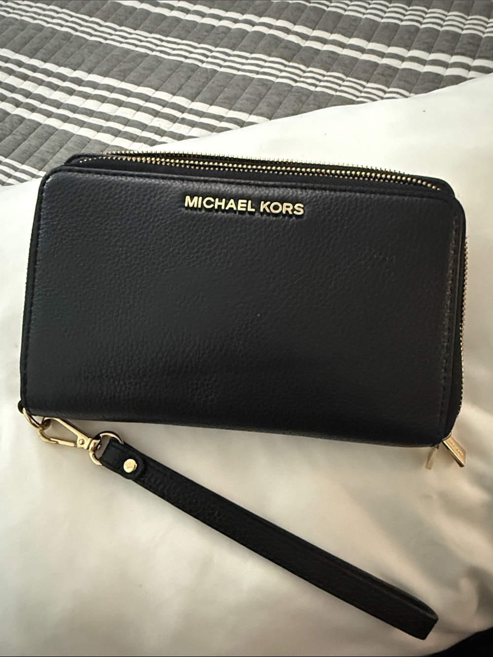 Michael Kors Black Leather Wristlet with Gold Hardware ADELE 32H5GAFE1L